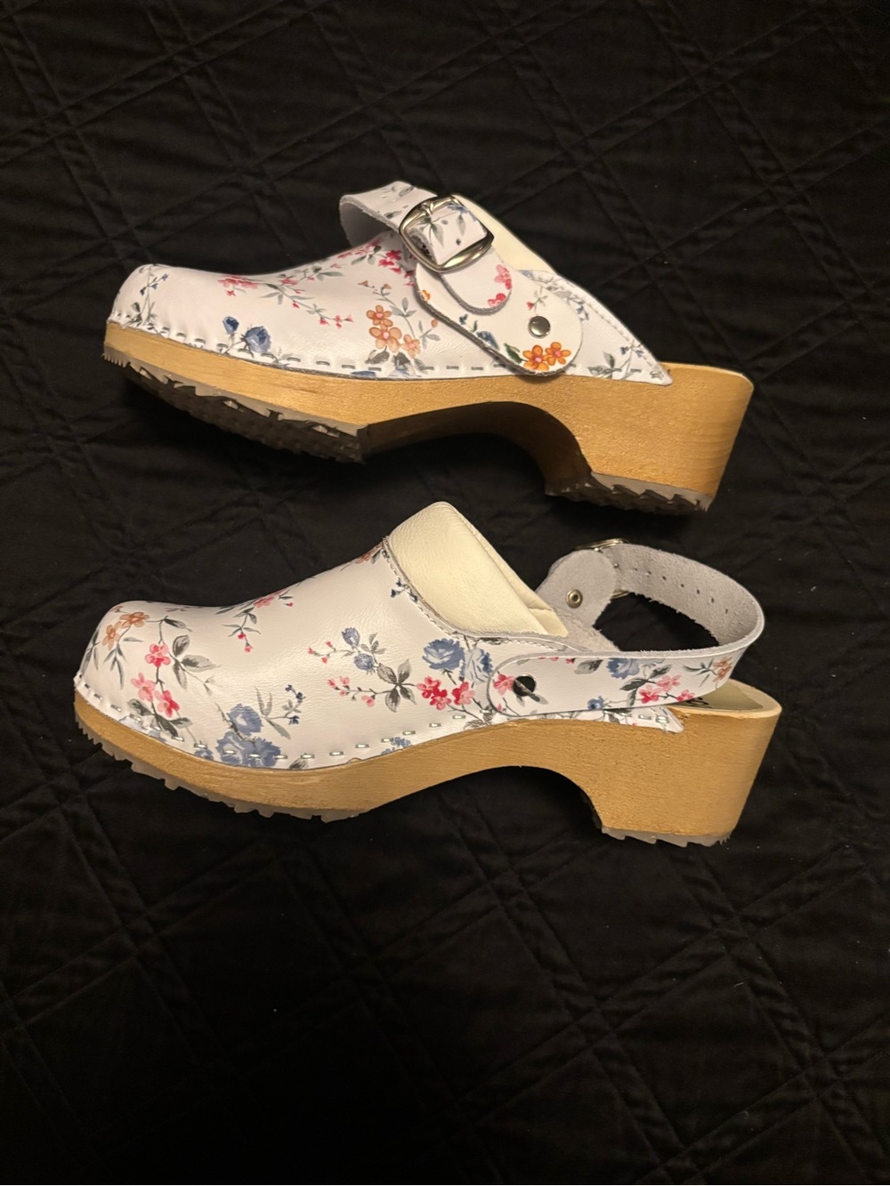 Floral White Leather Clog Mules with Wooden Heel